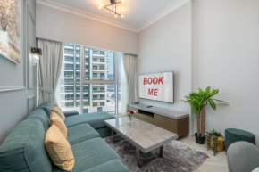 Artistic 1-Bedroom Apartment perfect for couple at Mayfair Tower, Business Bay!